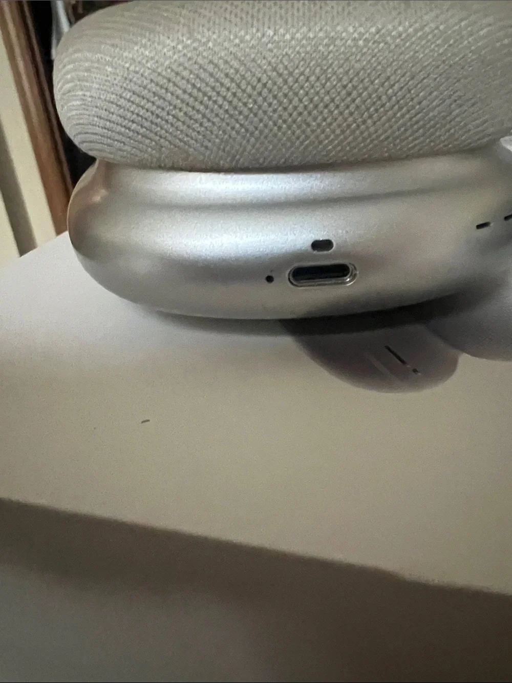 Apple AirPods Max Silver with White Headband